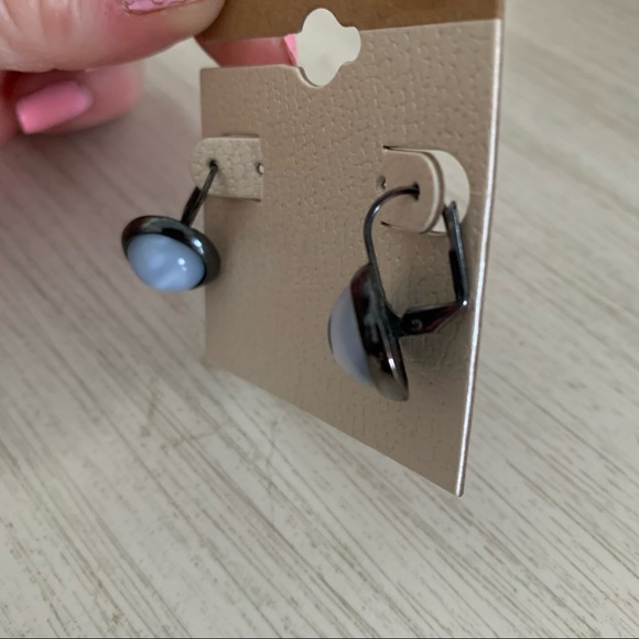 Premier (?) Jewelry Earrings - Picture 4 of 4